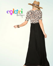 Cargar imagen en el visor de la galería, Plus Leopard Print Maxi Dress
