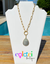 Cargar imagen en el visor de la galería, Stone Pendant Necklace
