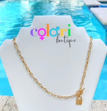 Cargar imagen en el visor de la galería, Lock Charm Necklace
